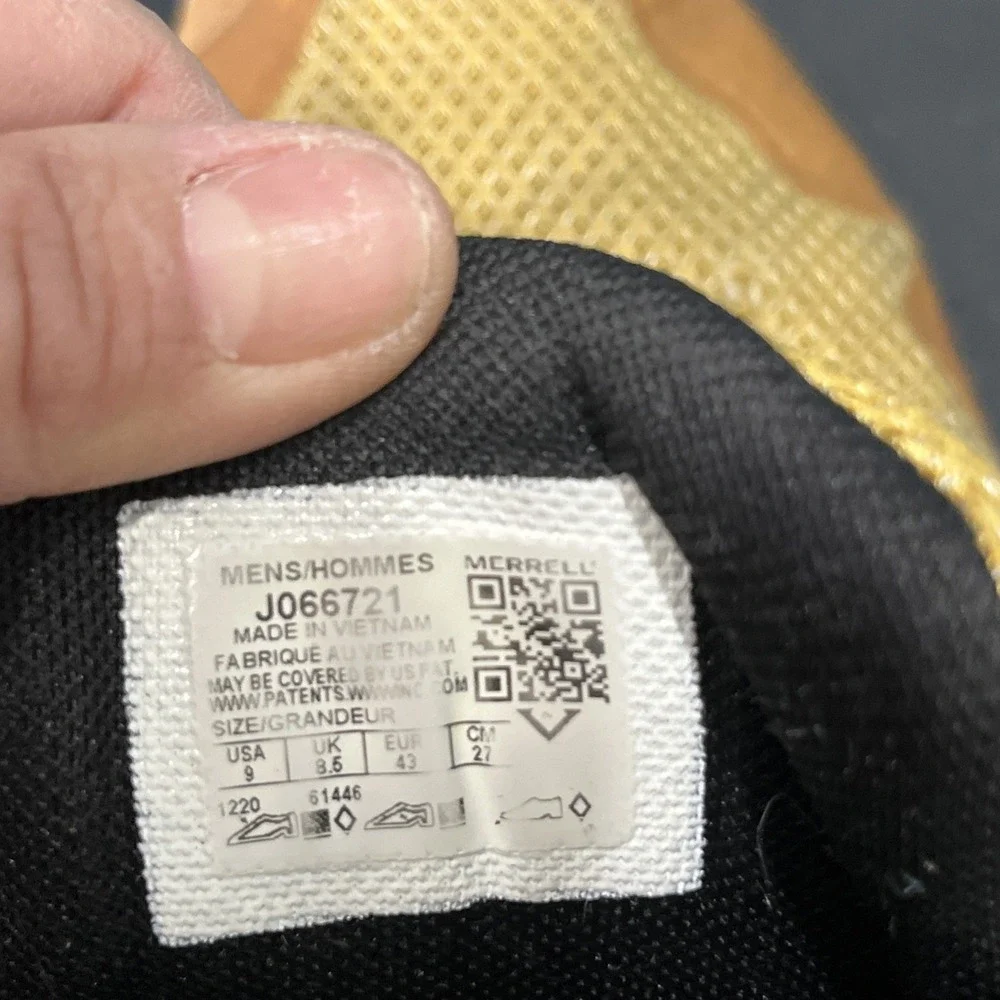 Merrell Sneakers Men 9 Gold Nova 2 Trail Running Shoes J066721 Vibram Mesh Trail